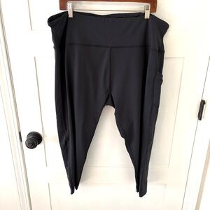 Tommie Copper Black Leggings. Size 4XL.